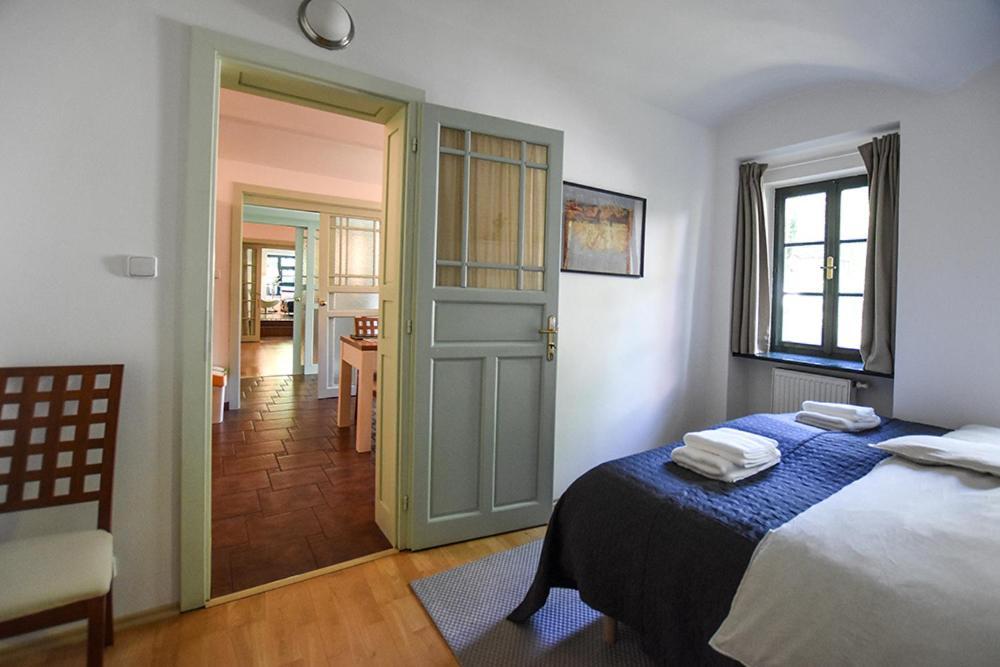 Apartamento Dum V Zahrade Písek Exterior foto