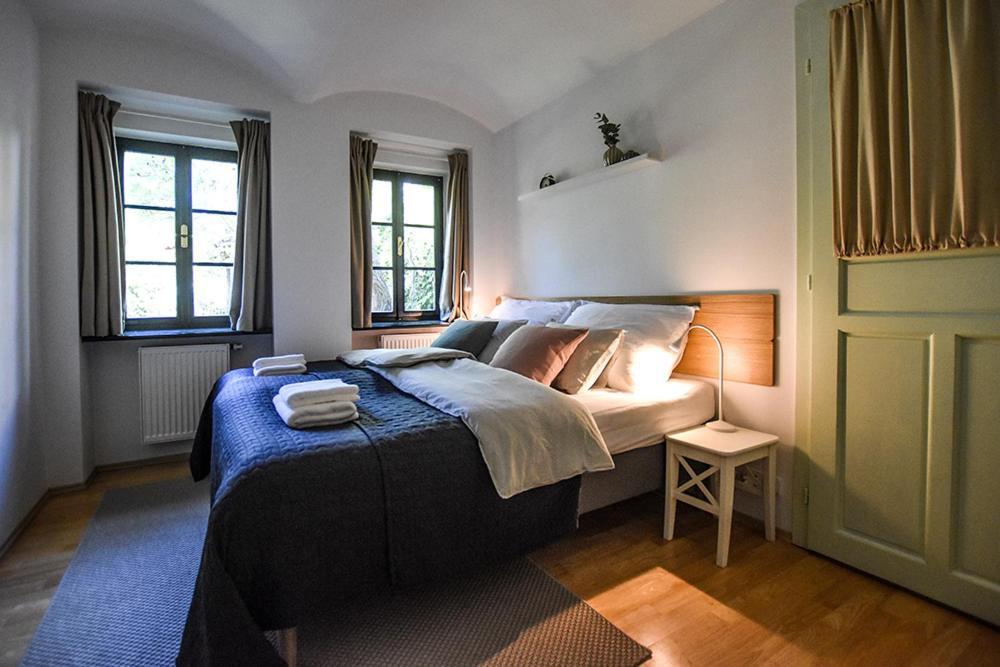 Apartamento Dum V Zahrade Písek Exterior foto