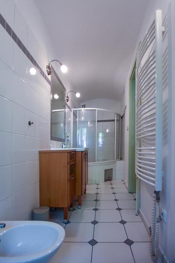Apartamento Dum V Zahrade Písek Exterior foto